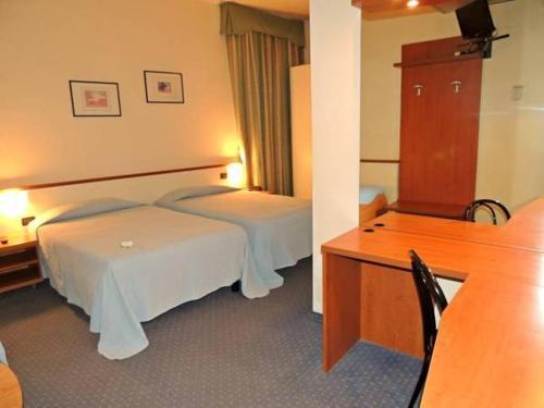 Hotel City Verona San Giovanni Lupatoto Esterno foto