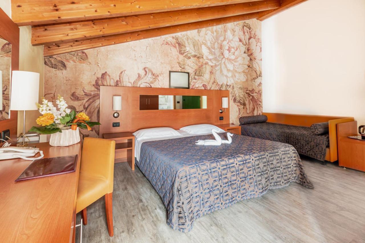 Hotel City Verona San Giovanni Lupatoto Esterno foto